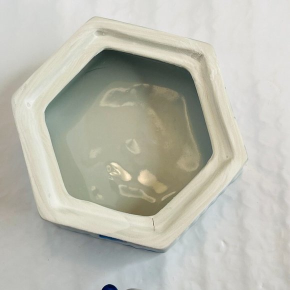 Blue and White Hexagon Trinket box with lid blue handle Thailand Porcelain - Picture 12 of 16